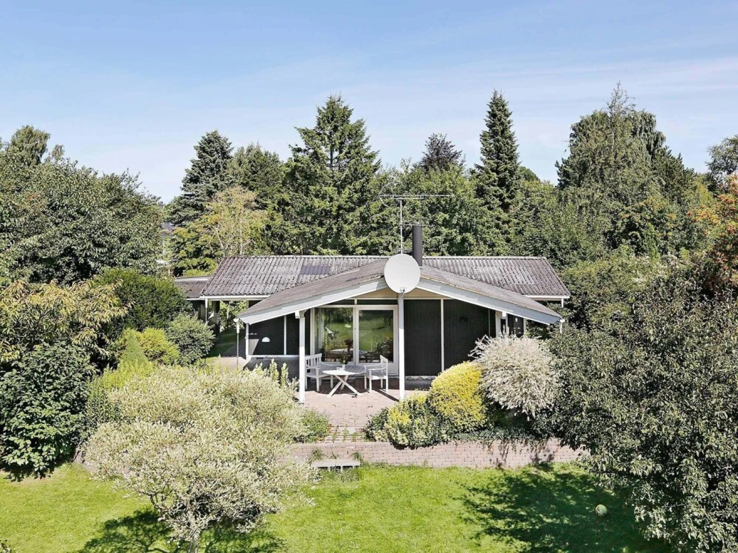 Tranquil Holiday Home in Hovedstaden With Terrace