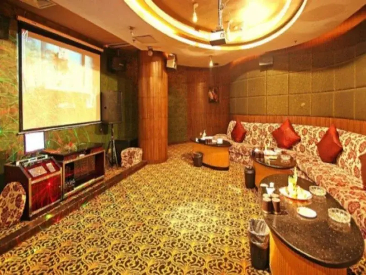 Jinling Danyang Hotel