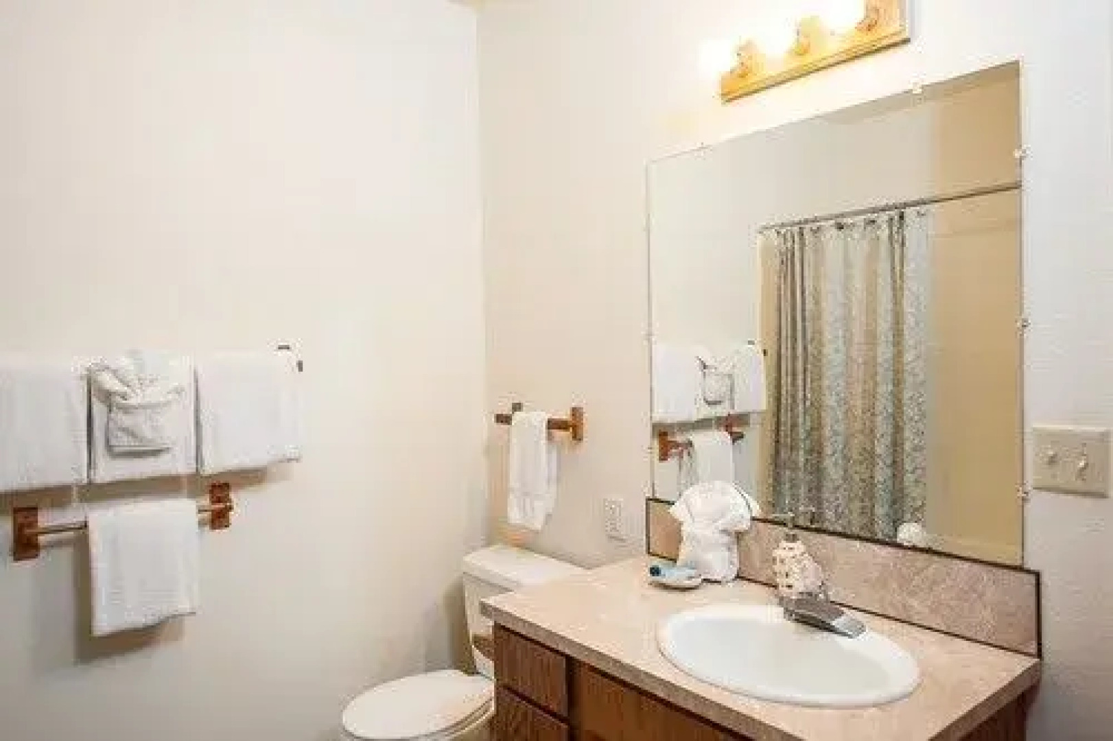 Eagles Crest 4 Br home by RedAwning