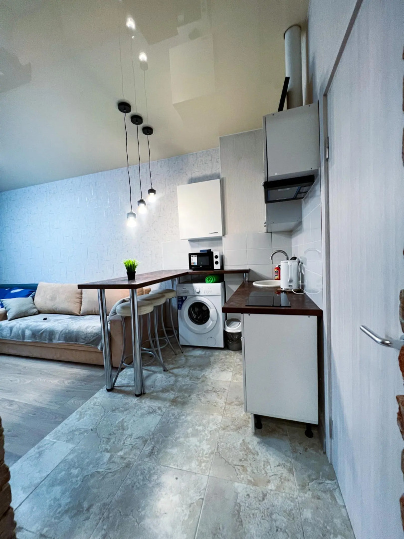 Погостим на улице Николаева