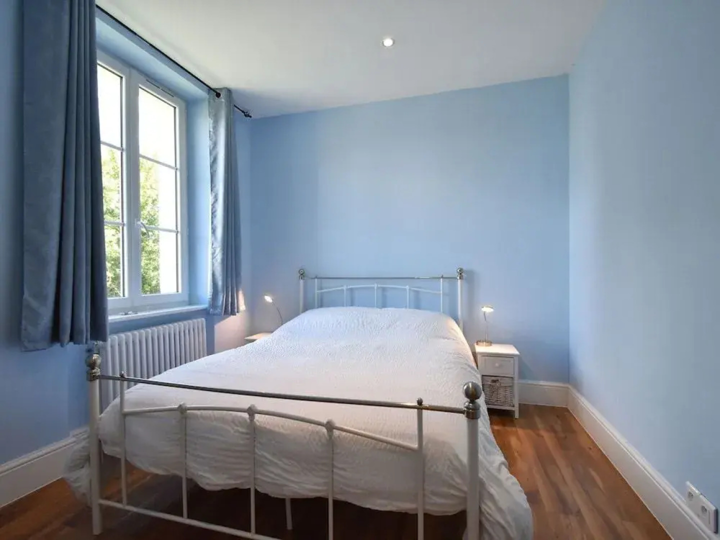 Cozy Mansion in Montreuil-la-cambe With Garden