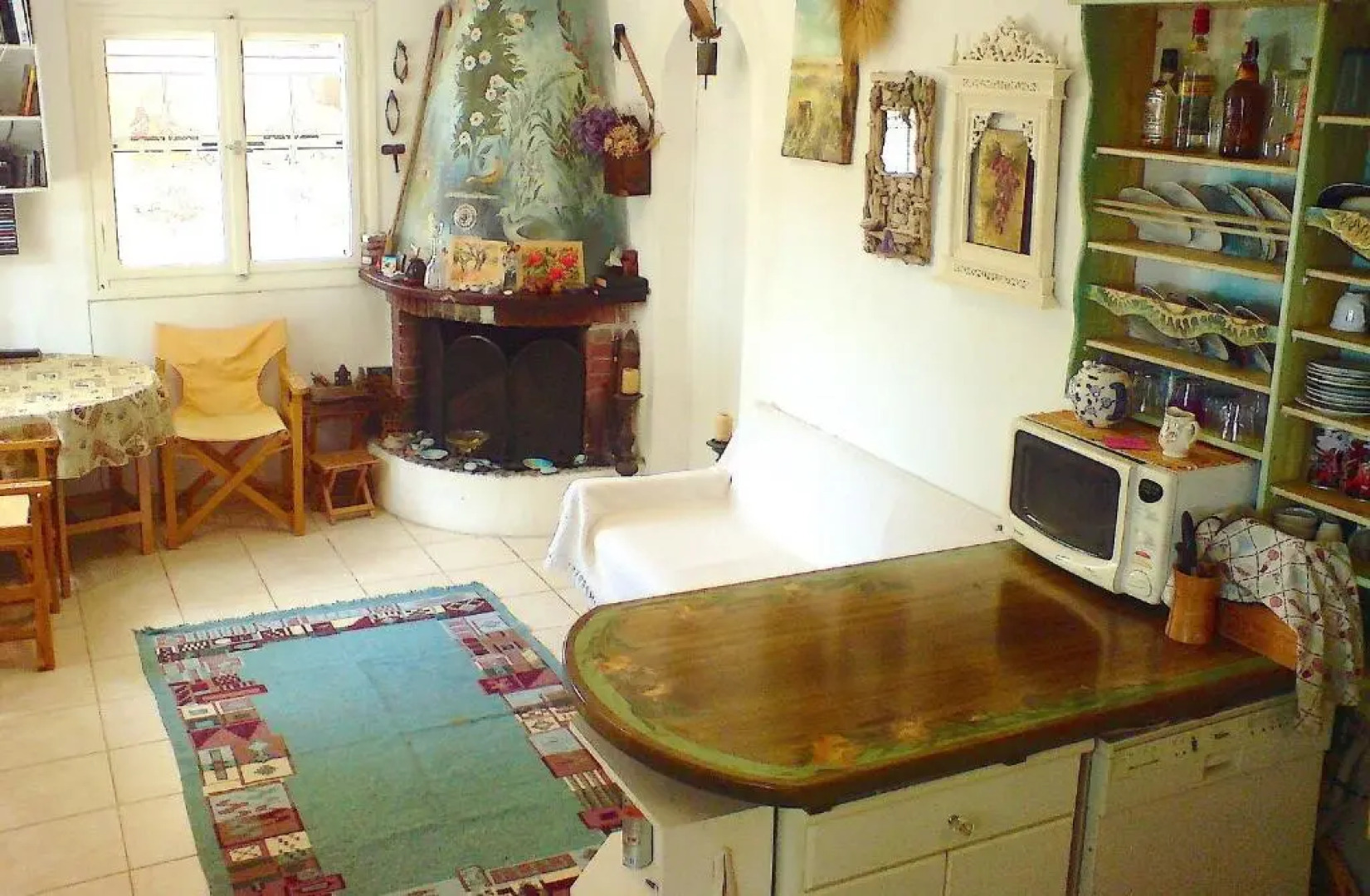 Beachfront self-catering studios in Psatha Bay - 60km from Athens