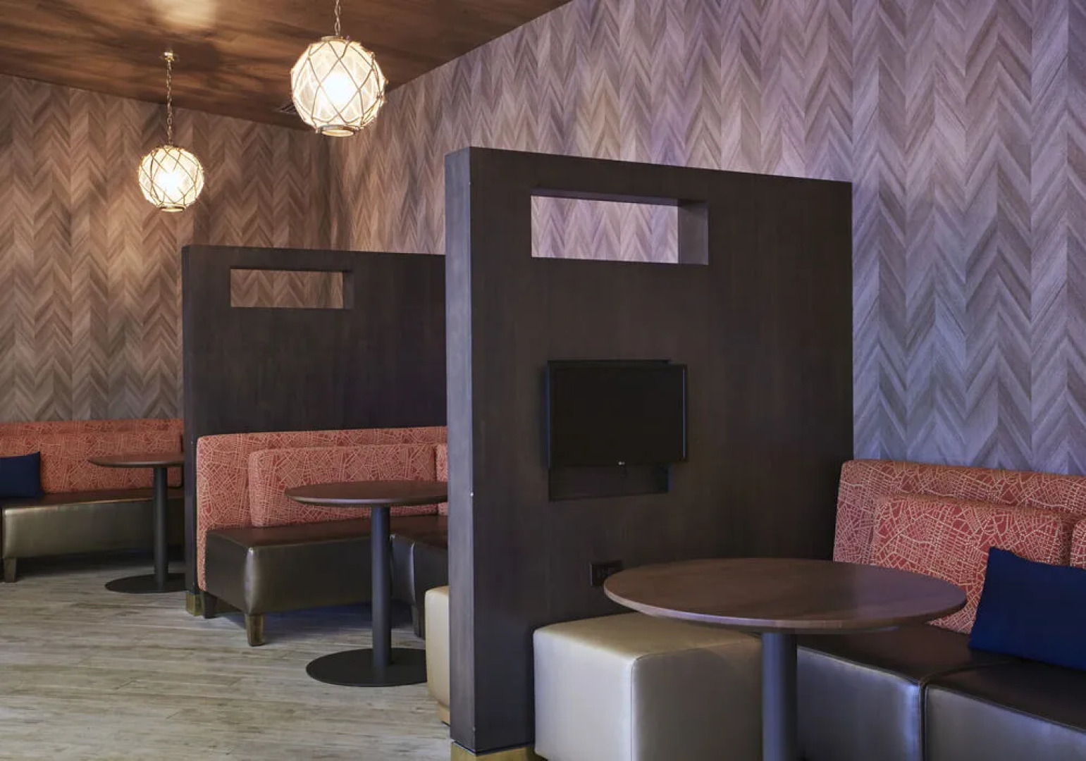 Courtyard Erie Bayfront