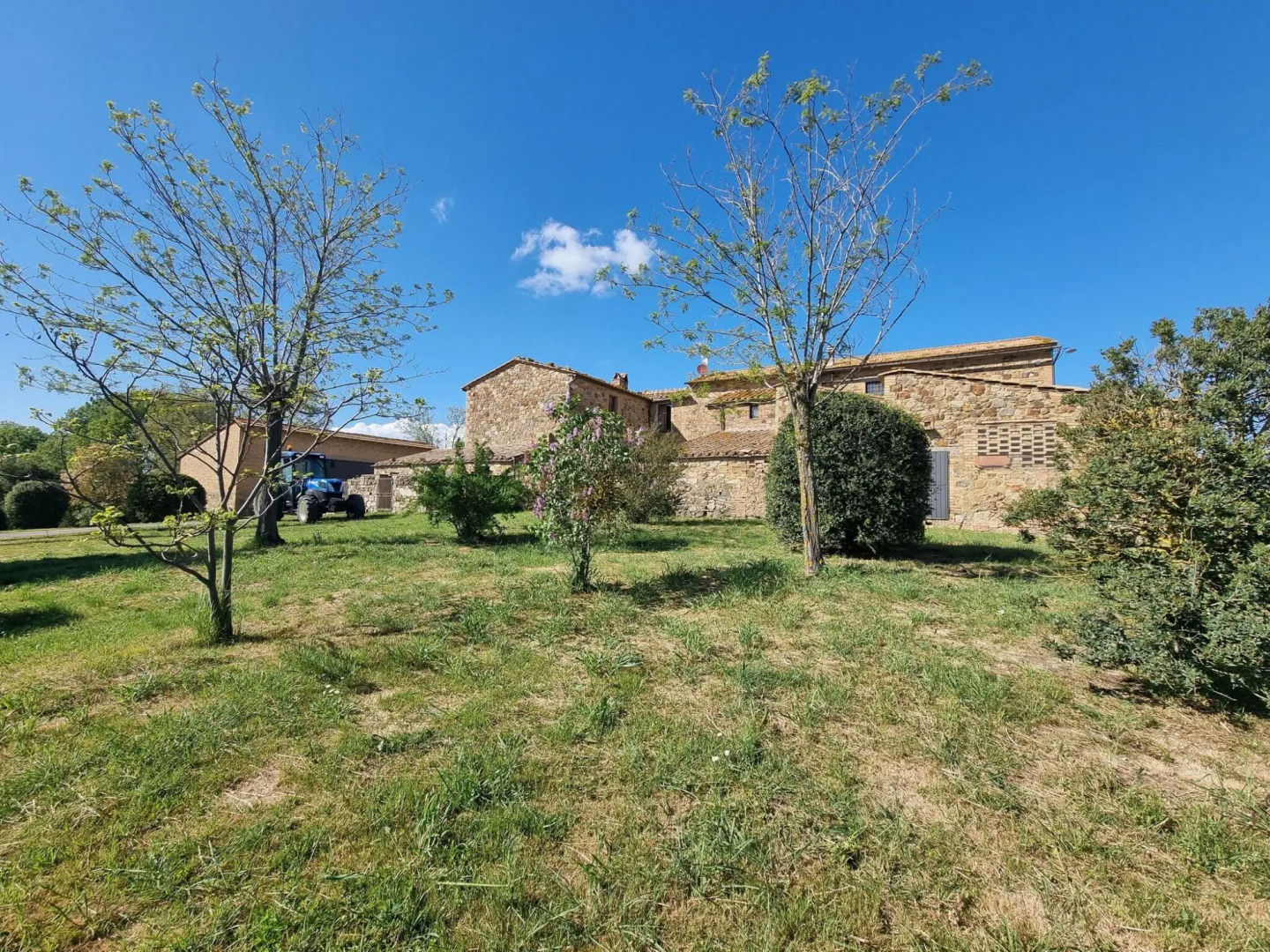 Tasteful Countryside Stay