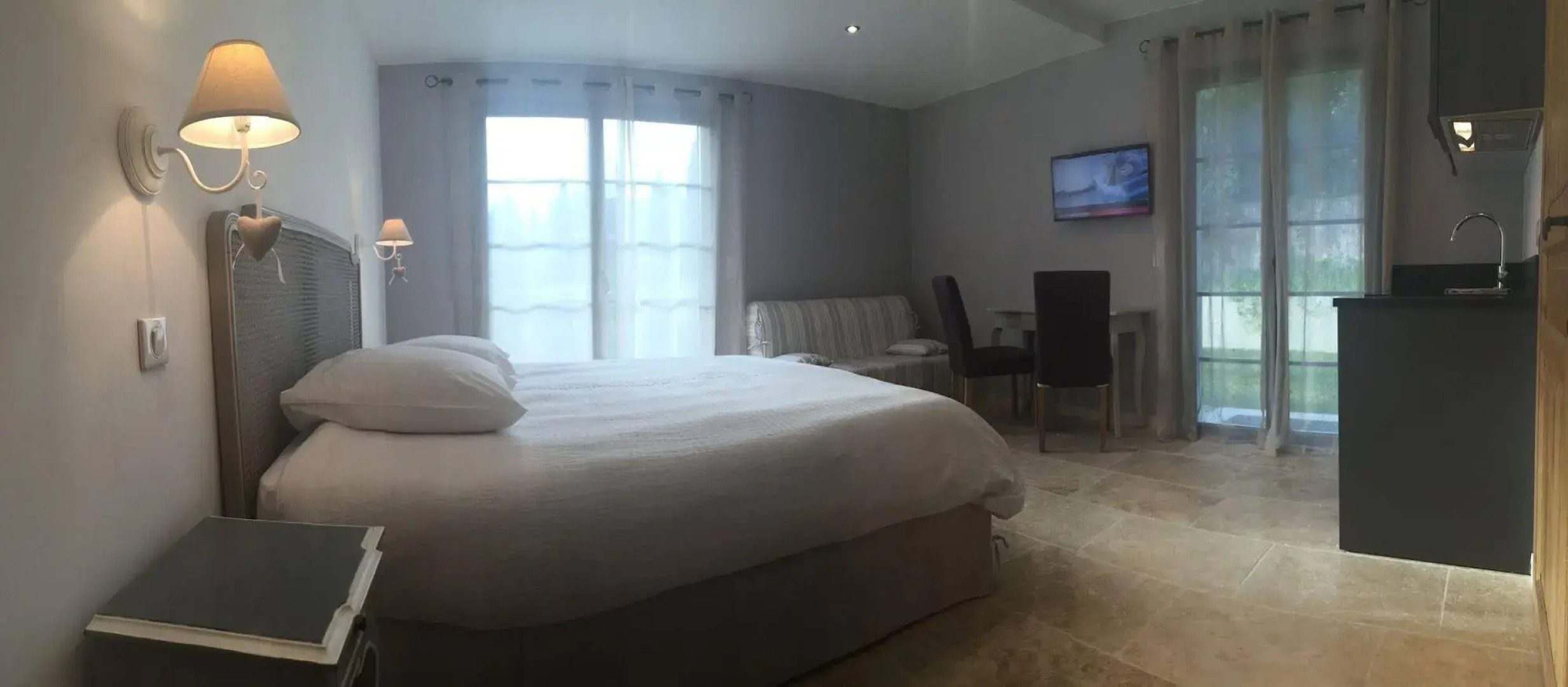 Etoile De Saint Paul