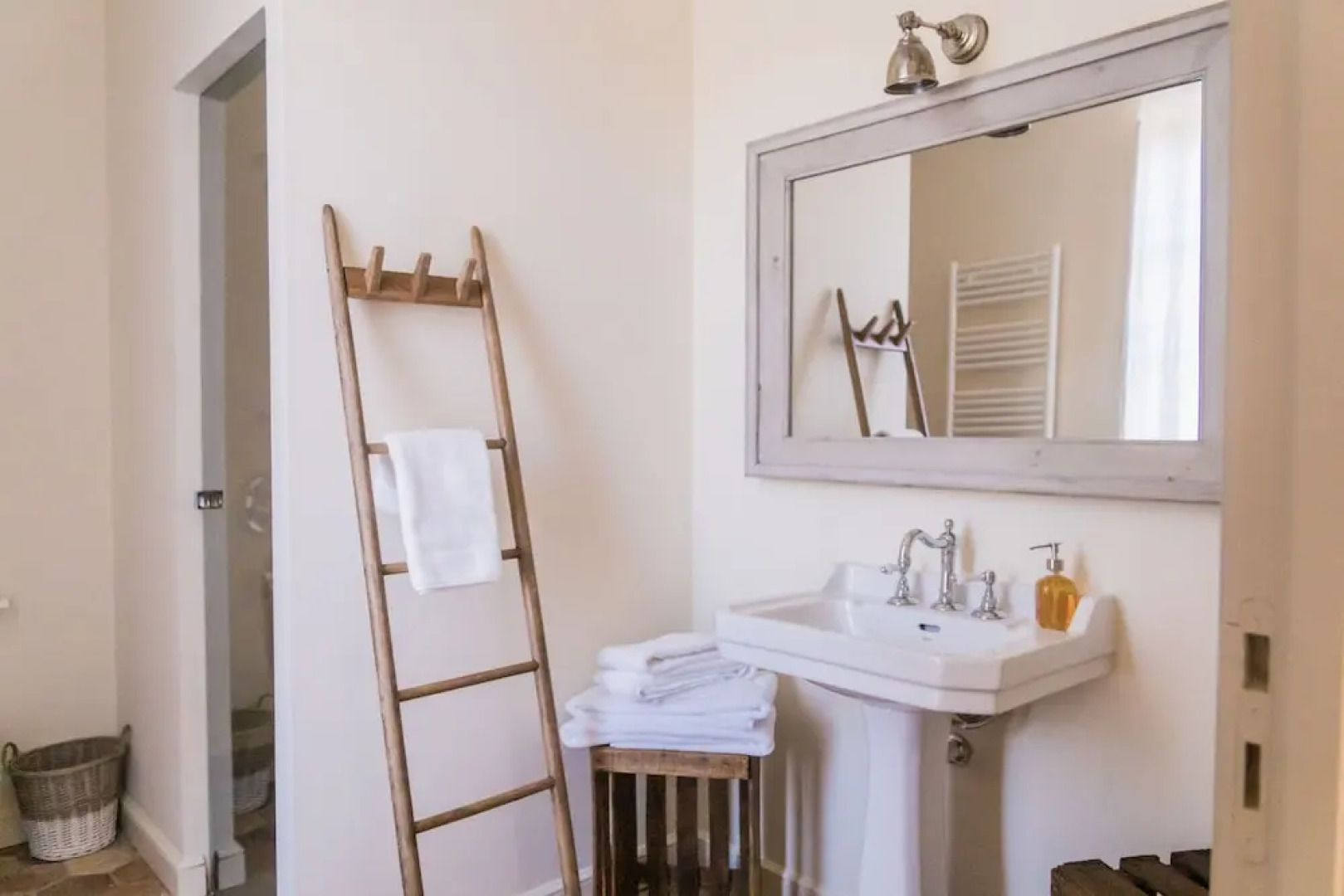 Château Saint-Roux Le Luc- Le Cannet des Maures