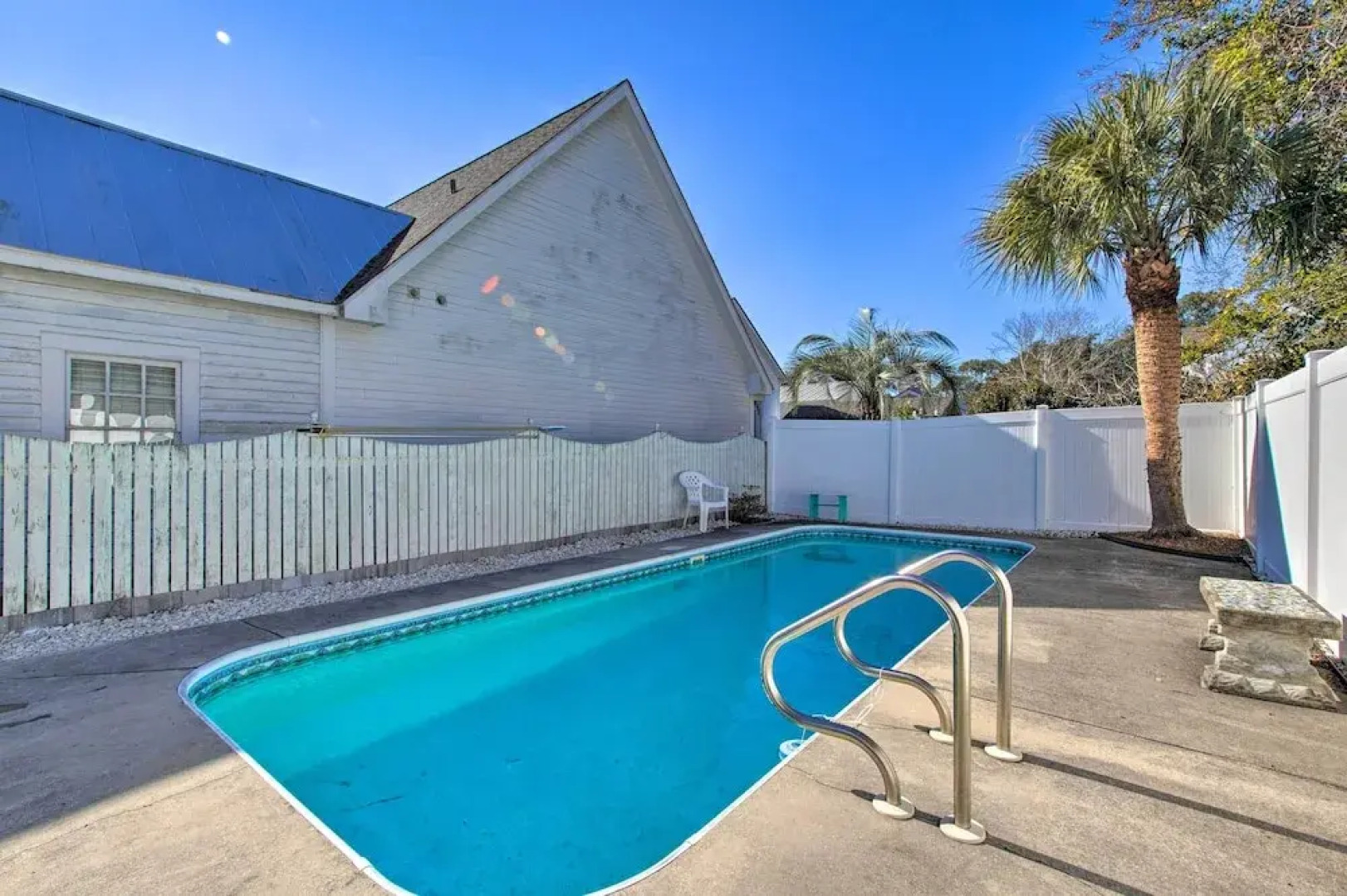 1/2 Mi to Riverwalk! Historic Dtwn Southport Condo