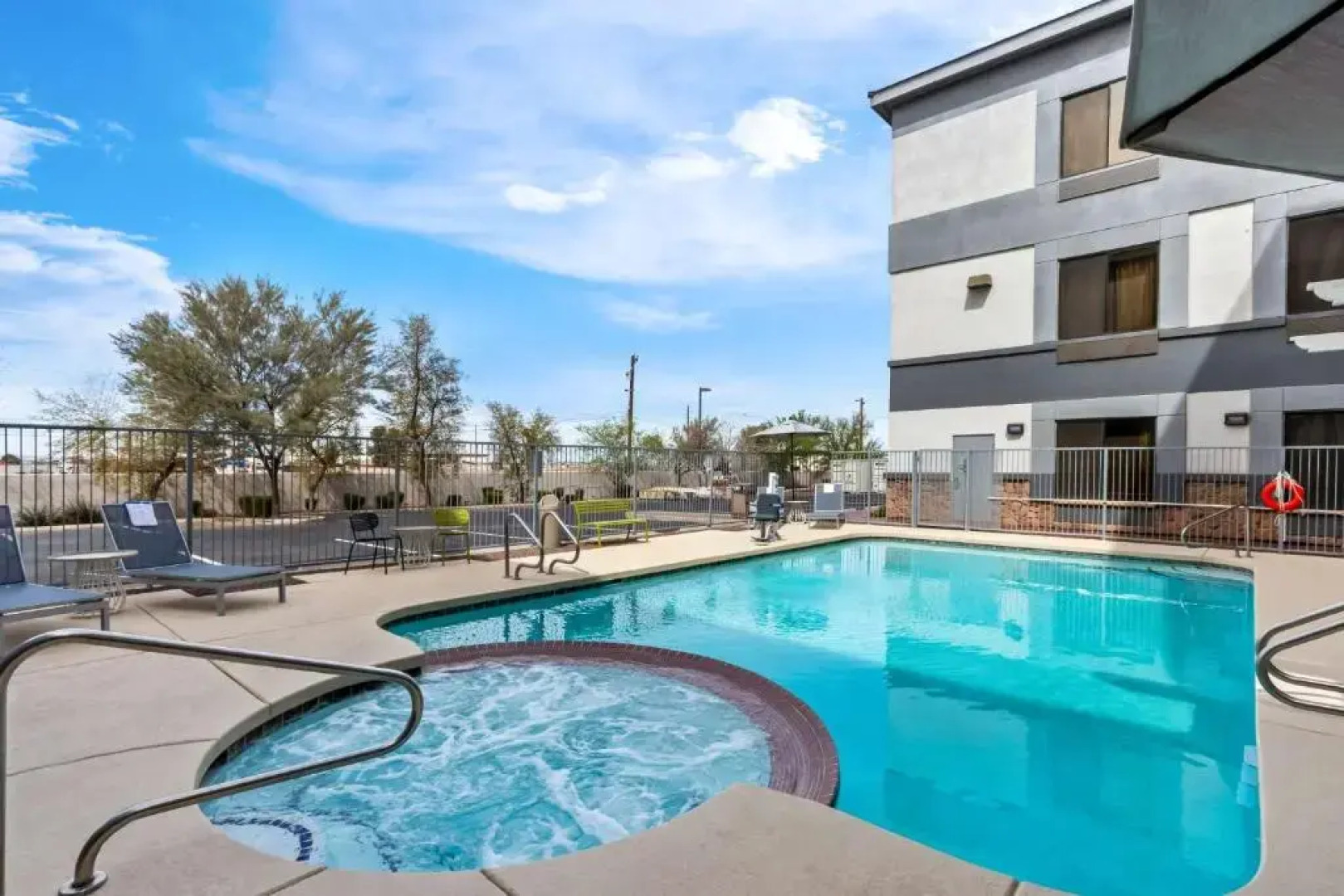 Best Western Legacy Inn & Suites