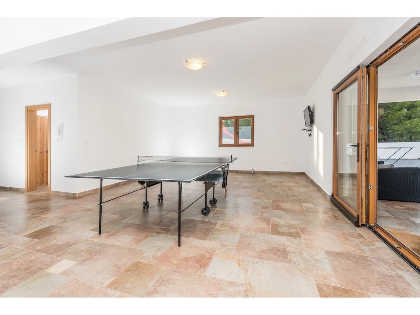 Villa More With Pool and Garden