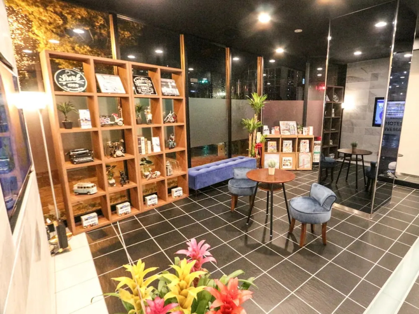 HOTEL LiVEMAX Mikawaanjo Ekimae