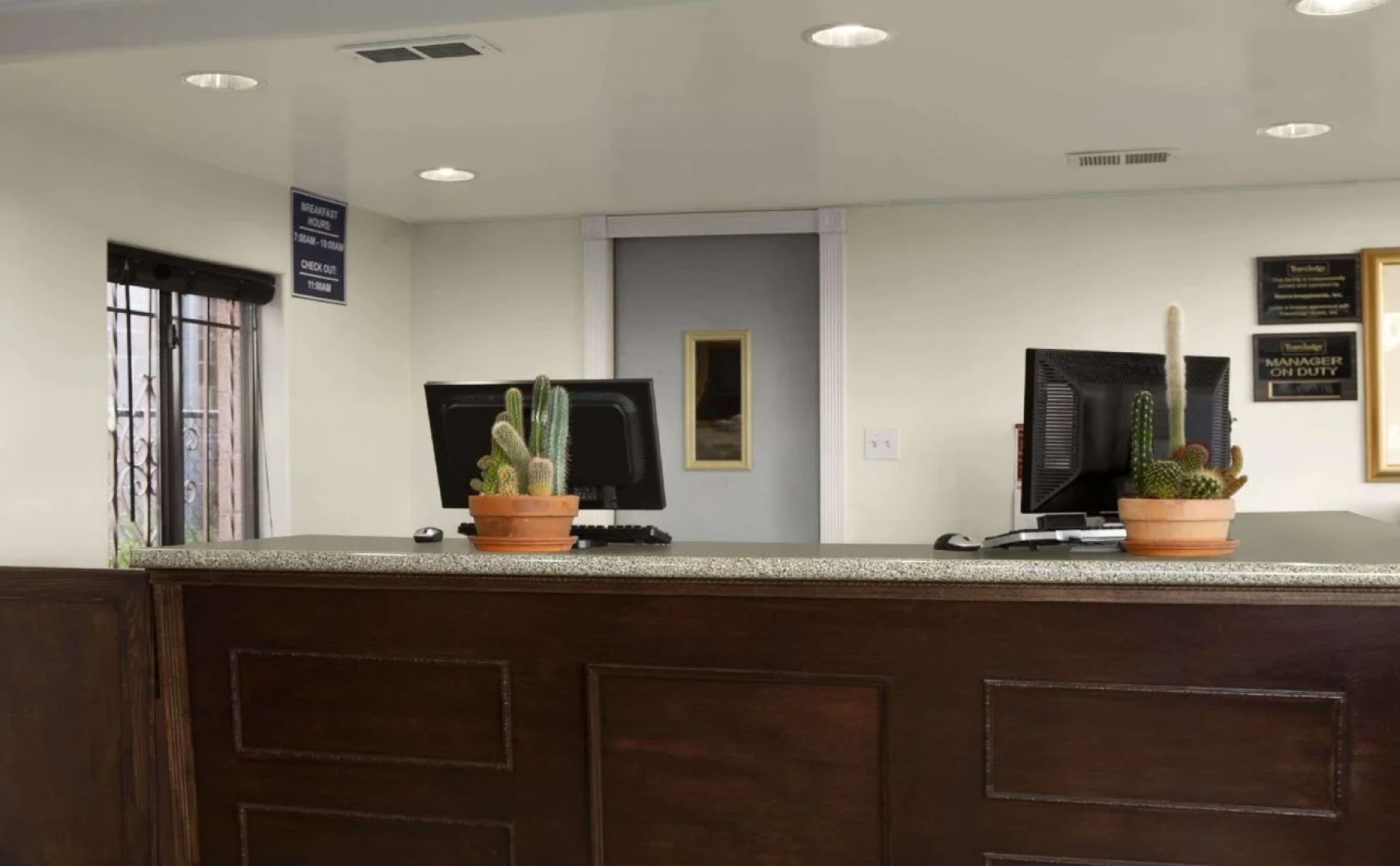 Travelodge Flagstaff East