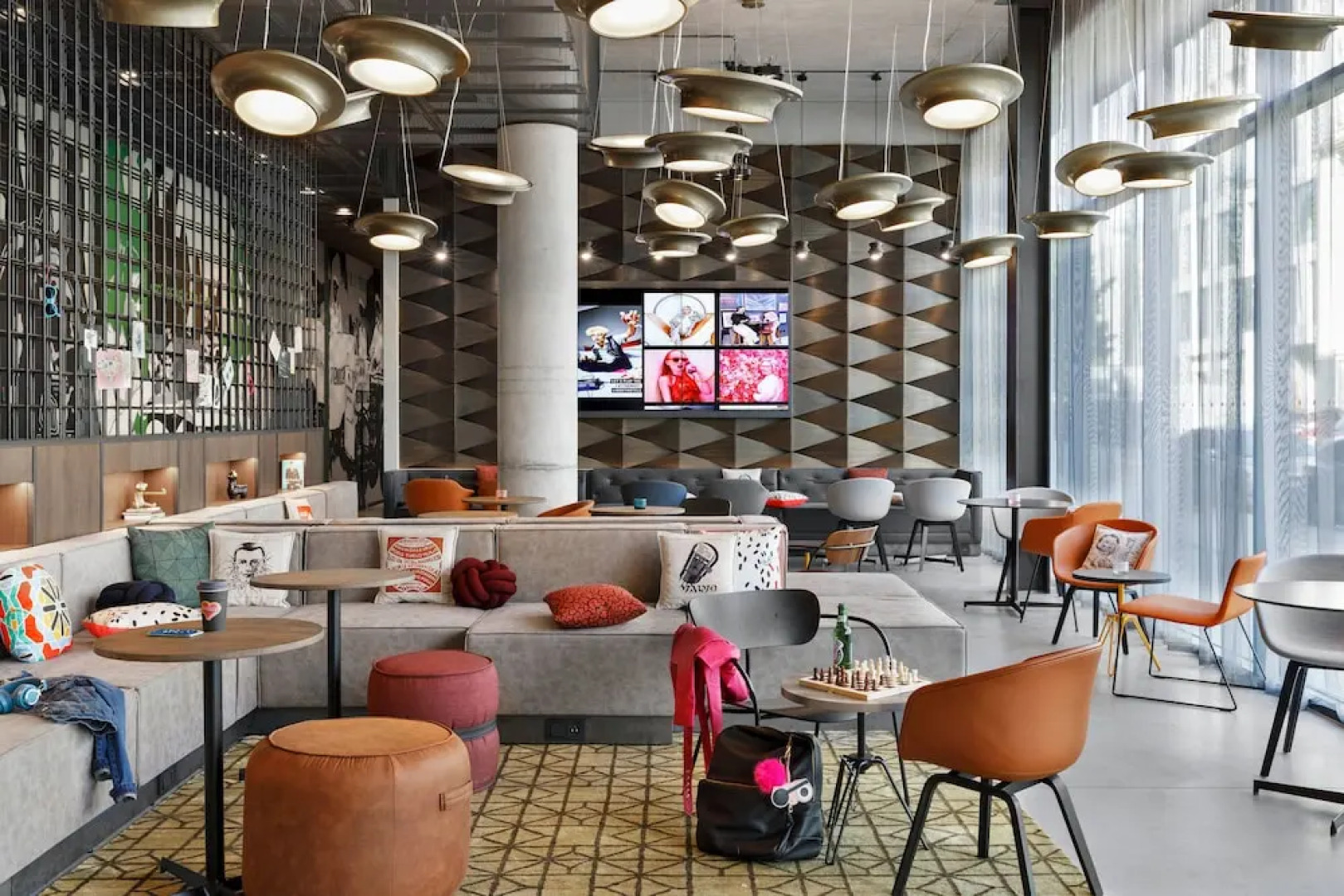 Отель Moxy Kaunas