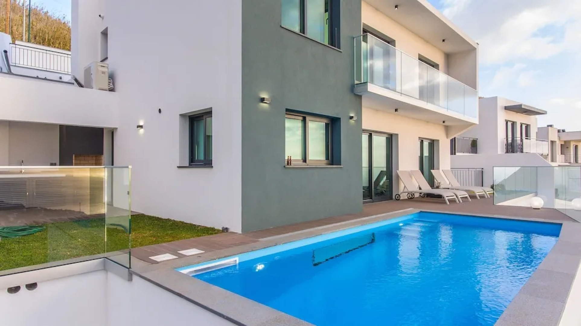 A&M House II Luxury Holidays Home