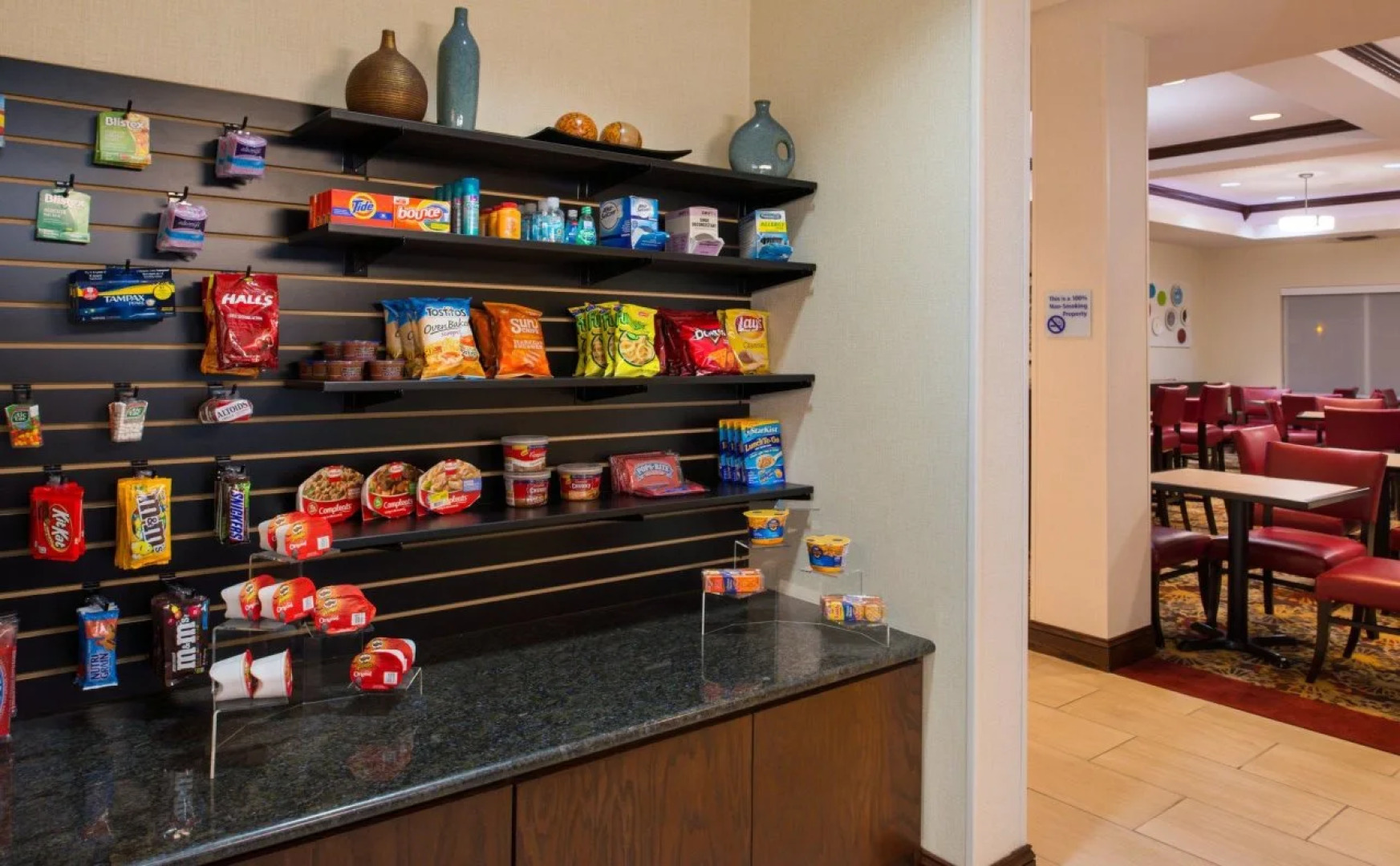 Holiday Inn Express Hotel & Suites Pittsburg by IHG