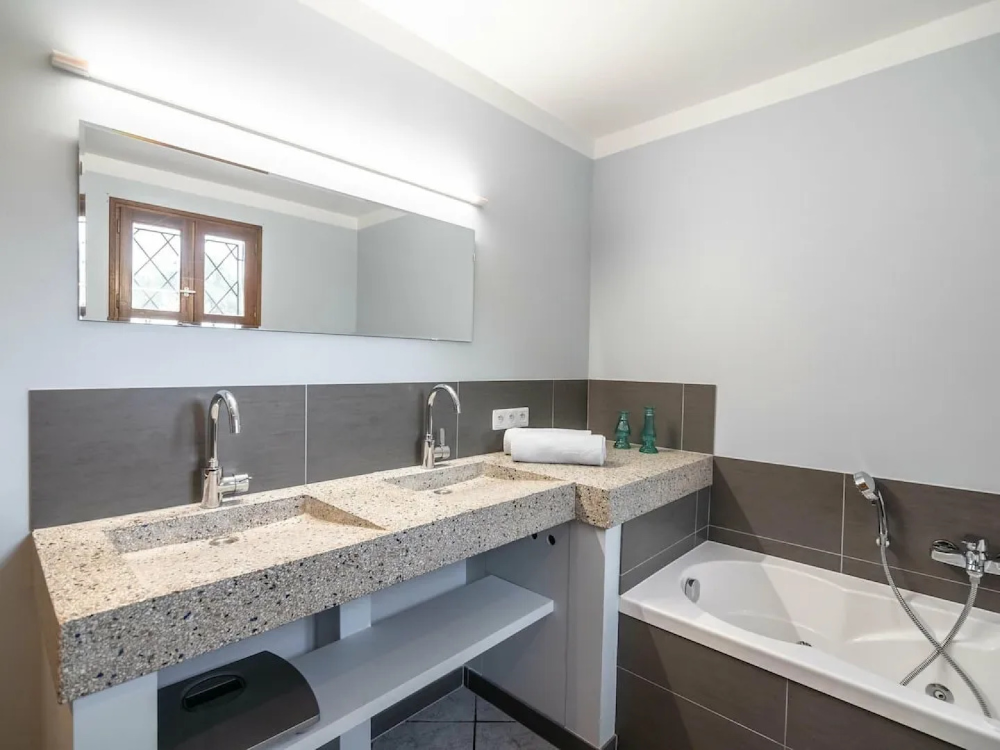 Appealing Villa in Cébazan With Private Swimming Pool