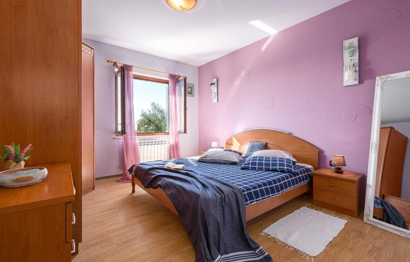 Beautiful Home in Buje With Wifi and 4 Bedrooms