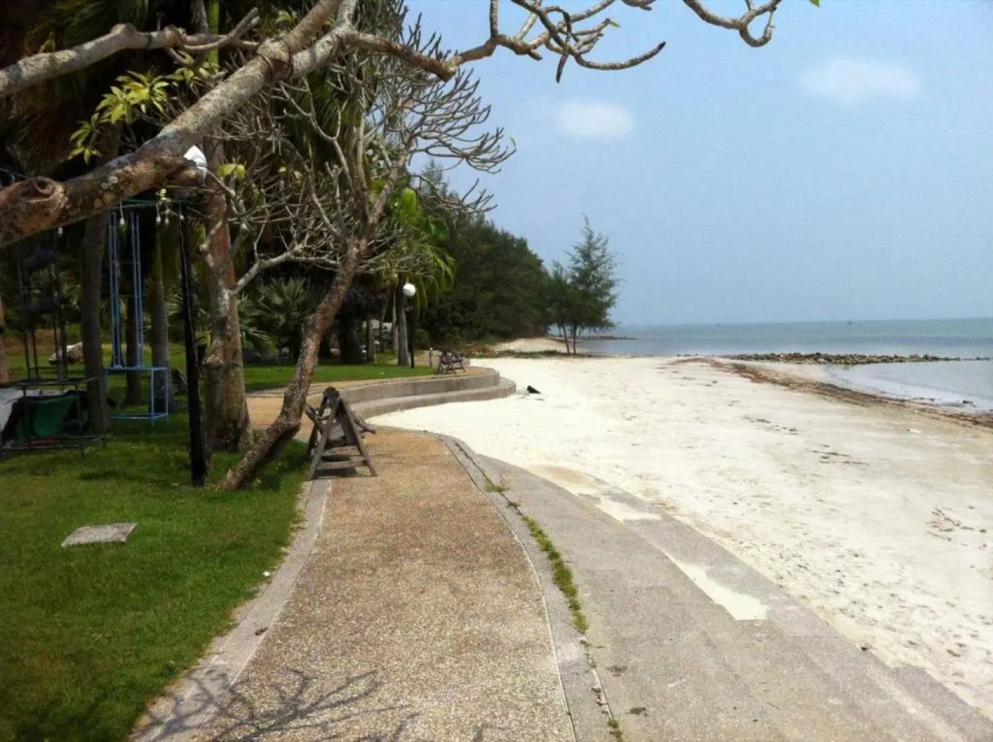 Rock Garden E28 Pool villa