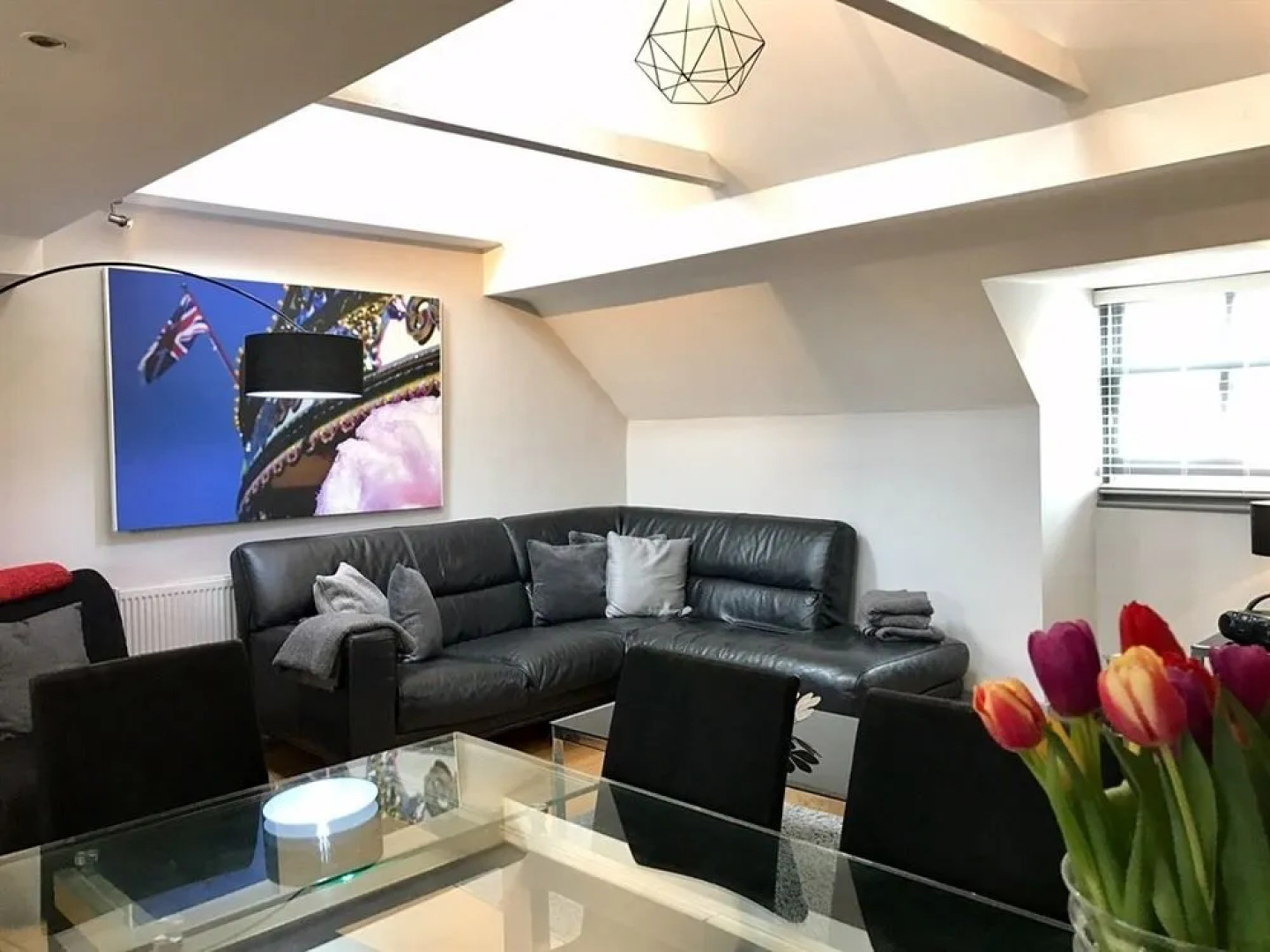 Ei8ht Brighton Apartments