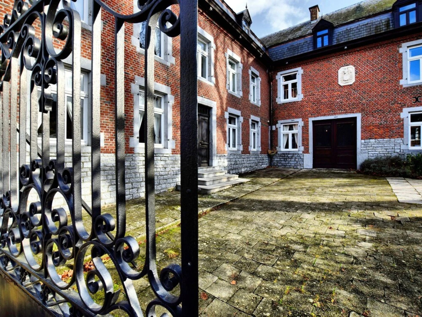 Stylish Stay With Sauna