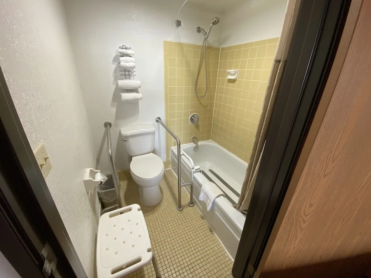 DAYS INN WAUSAU/NORTH/I-52 (Motel 6 Wausau)