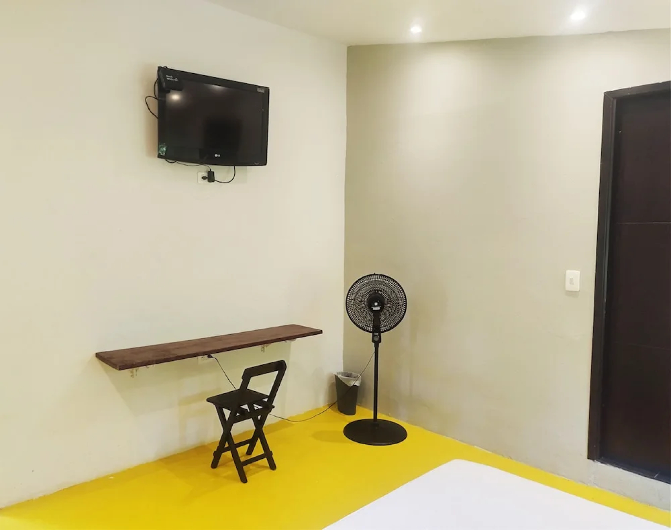 amalaya hostel
