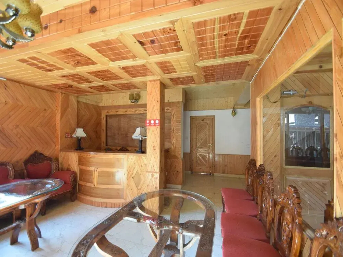 OYO Rooms Apple Orchards Gadherni