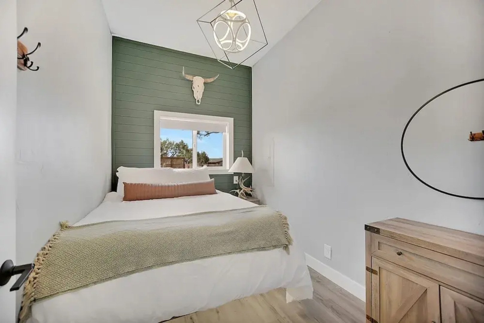 Grand Canyon Adventure Base 4BR Home With Games