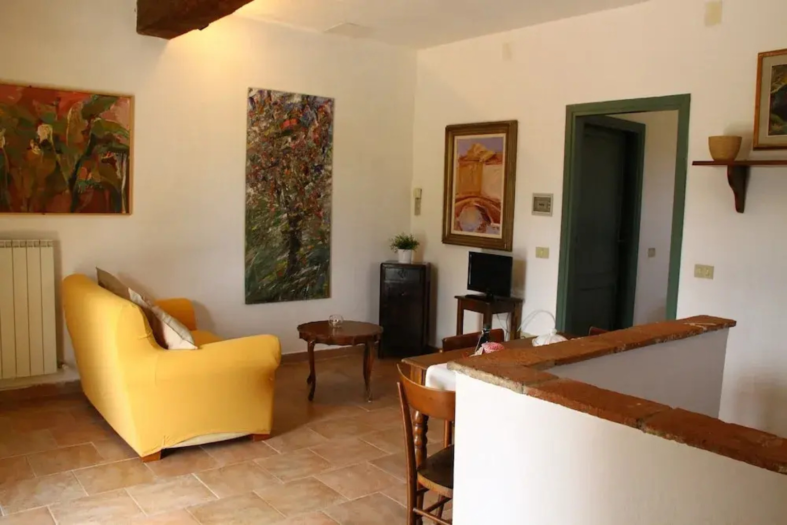 Nice Apartment in Guasticce With Pool