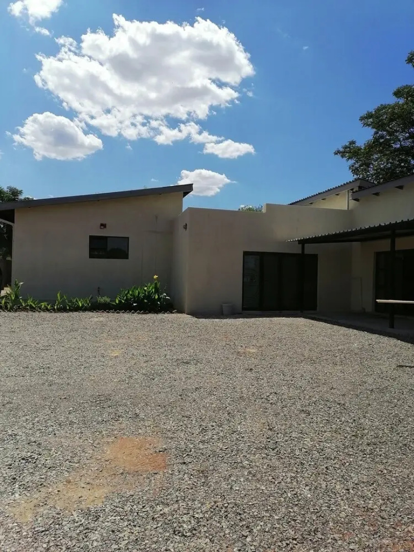 Rose and Thorn Guesthouse - Adults Only