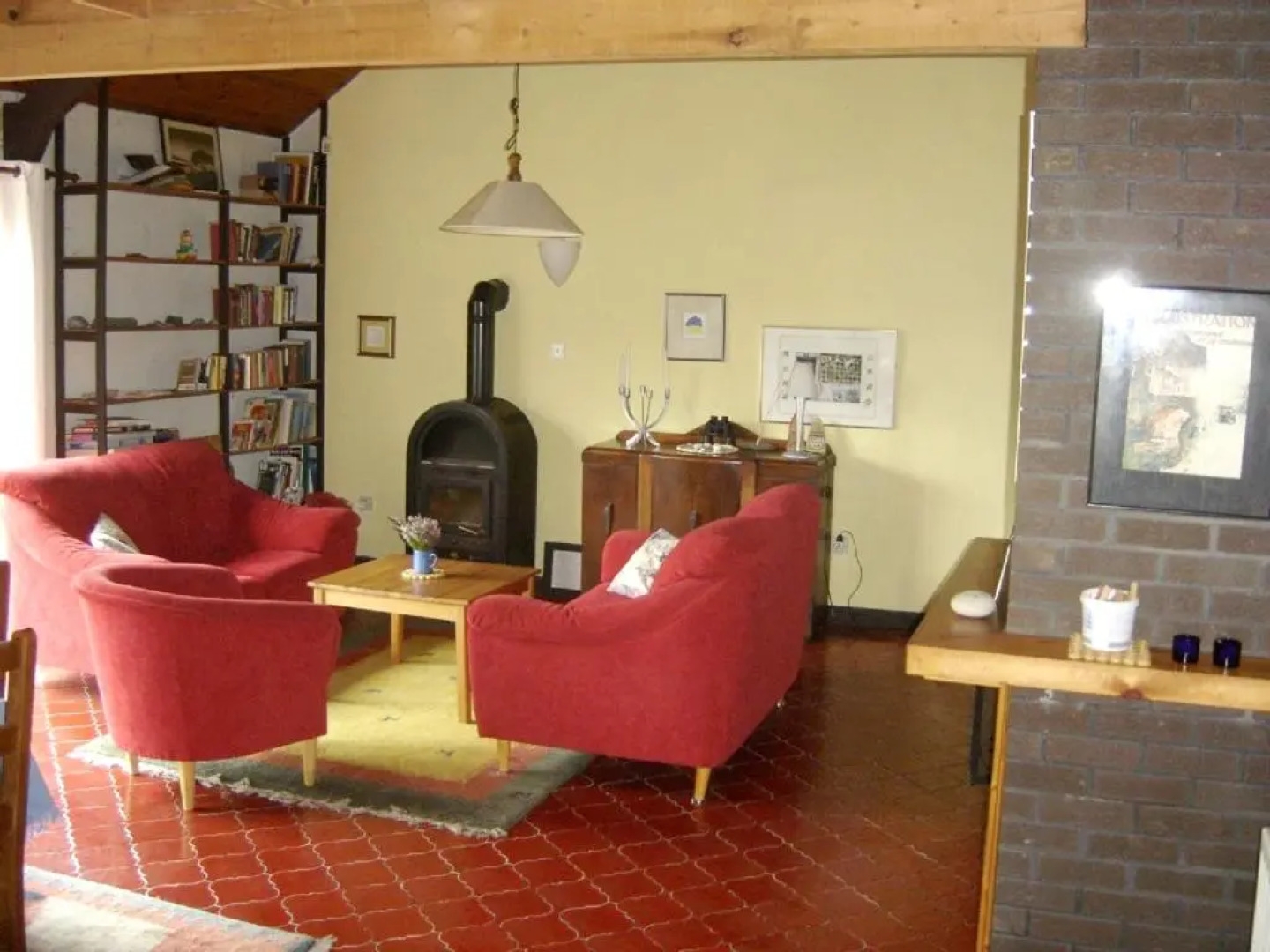 2 bedrooms house with garden at Laghy