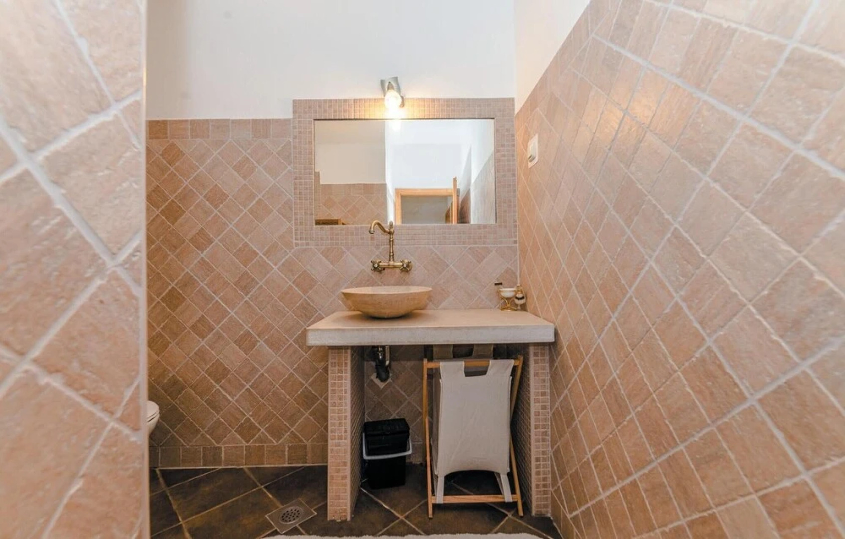 Amazing Home in Dobropoljana With 6 Bedrooms and Outdoor Swimming Pool