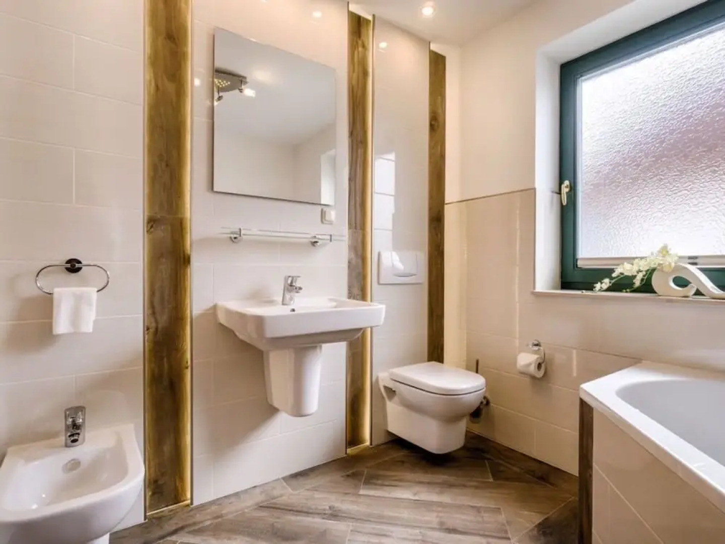 Am Rotdorn Modern Retreat