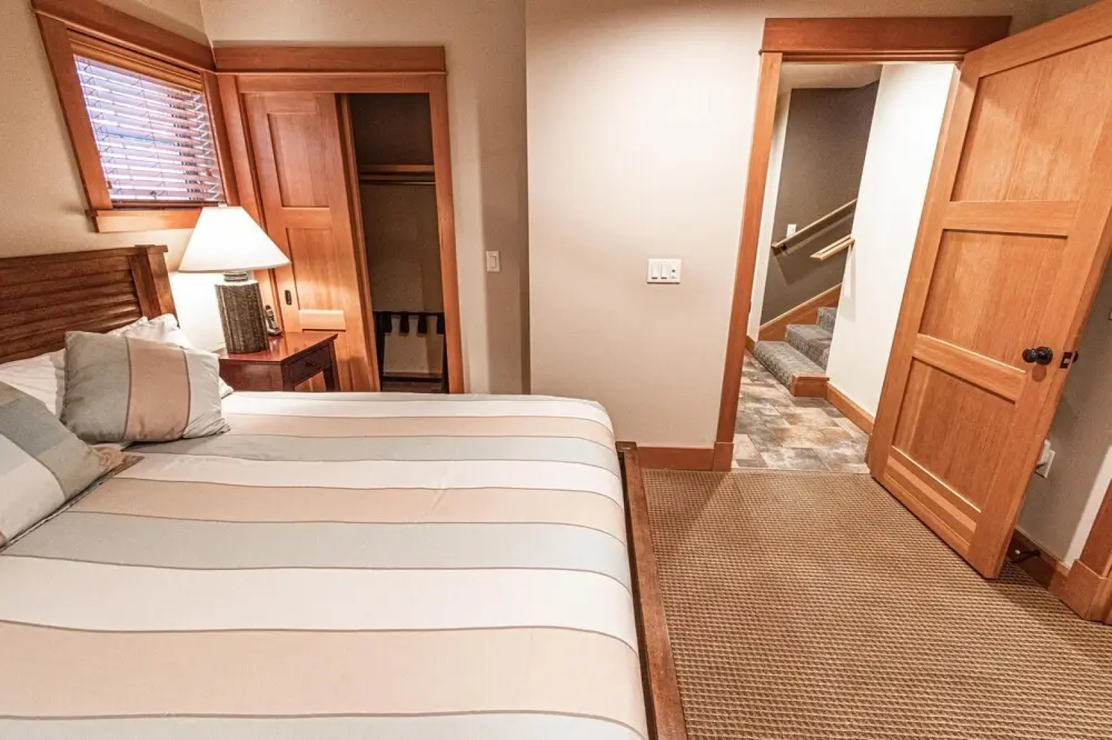 Lodges at Cannon Beach B1