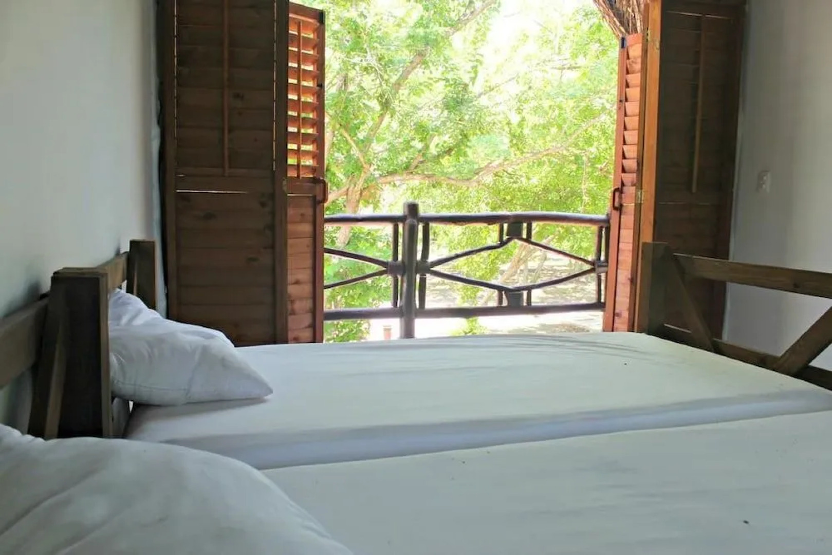 Media Luna Hostel Baru