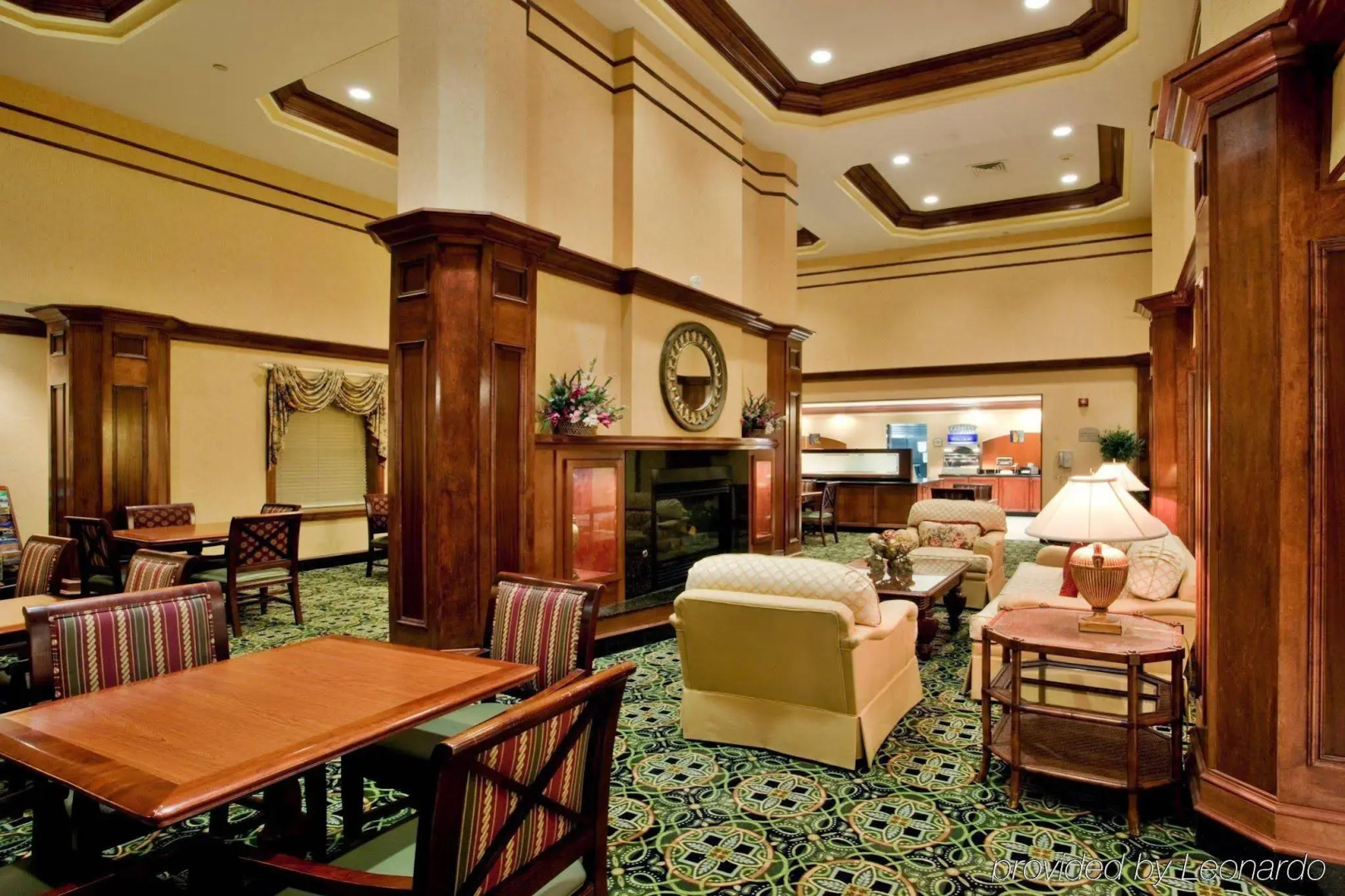 Holiday Inn Express & Suites Williamsburg by IHG