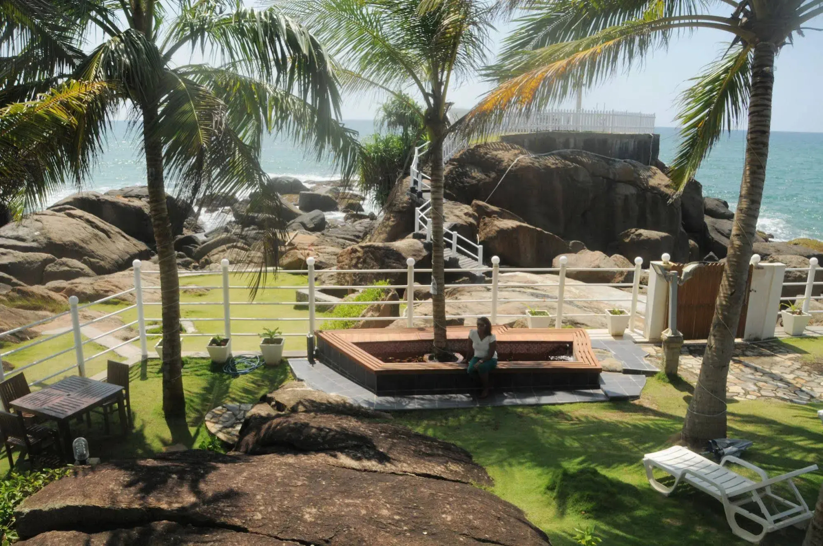 White Villa Resort Aungalla
