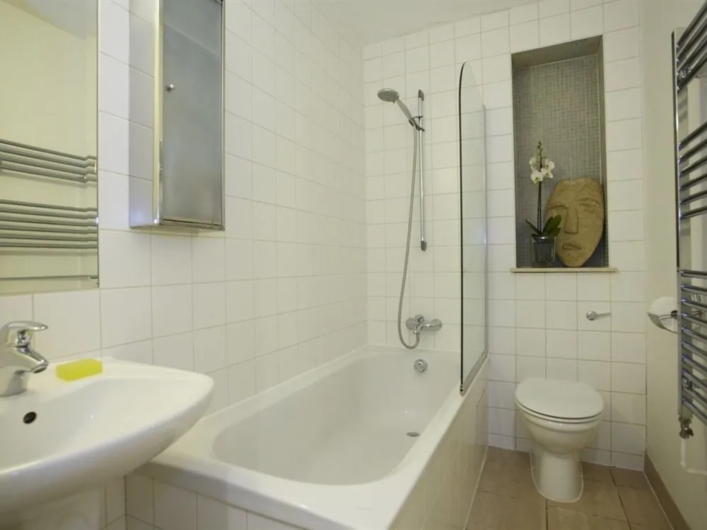 Saint Paul's Apartment