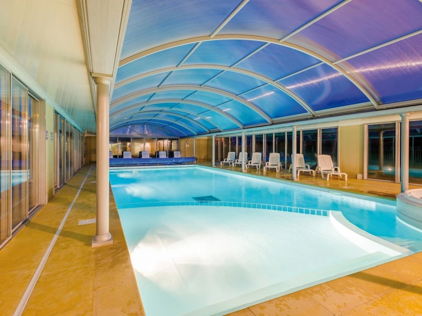 Cozy Breton Holiday Home Near the bay of Douarnenez