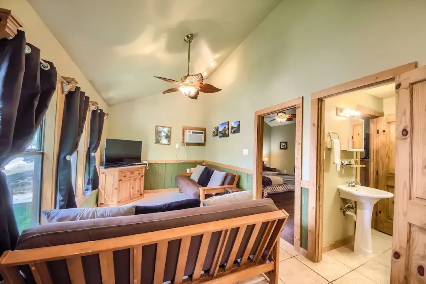 Lil Kahuna Rr 7465 1 Bedroom Home by RedAwning