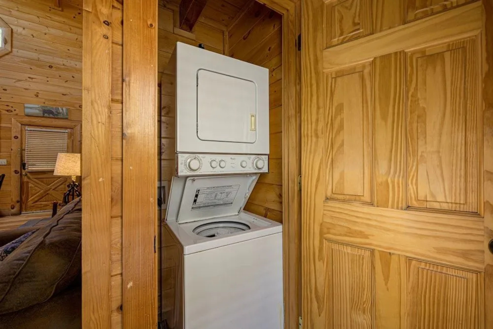 MooseBehaving - Two Bedroom Cabin