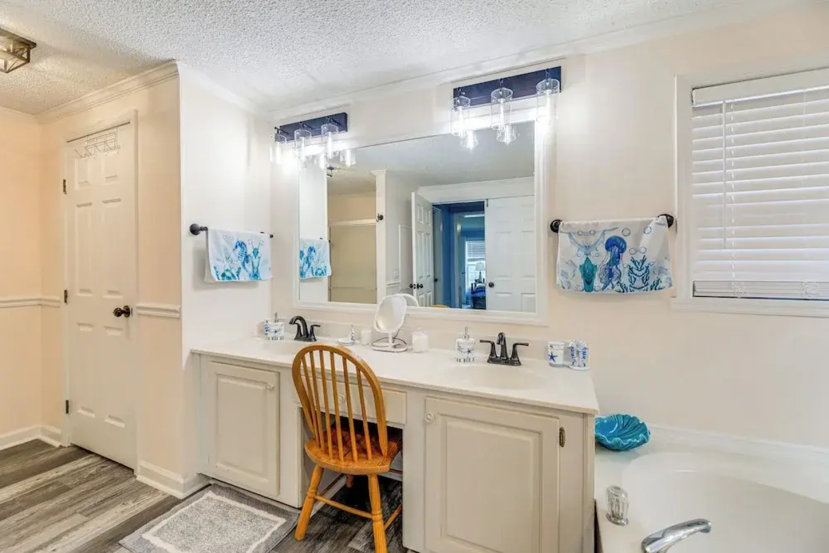 7 Mi to Beach! Sneads Ferry Family Home w/ Hot Tub