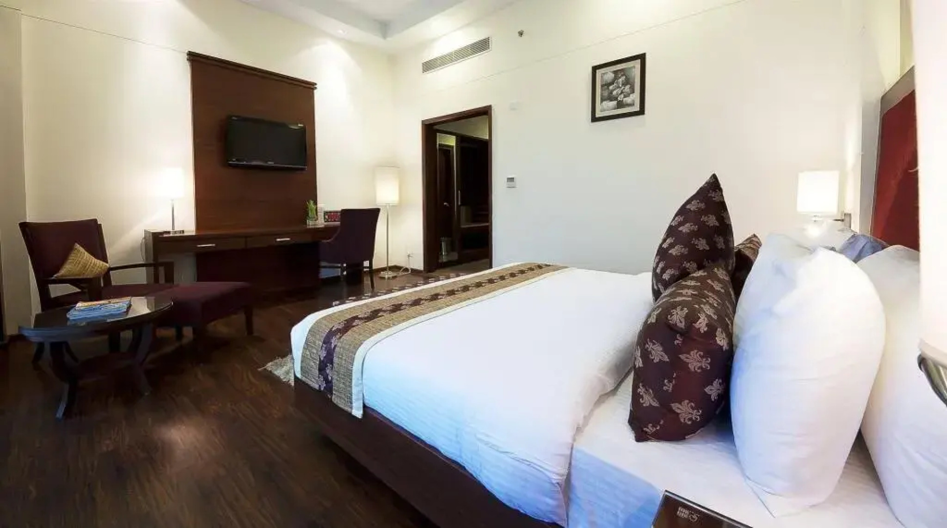 Woods Resorts by Oyo Rooms