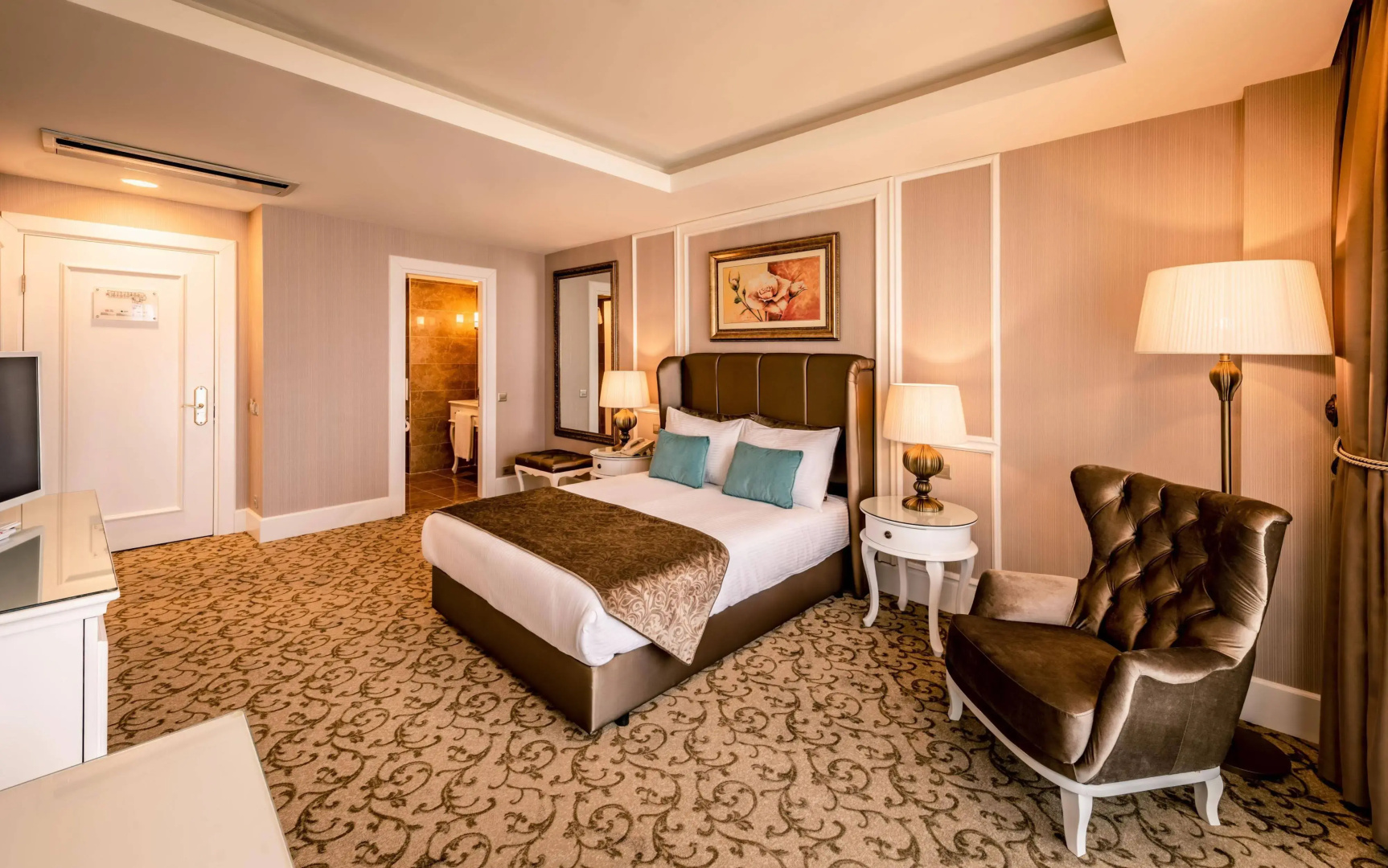 Vuni Palace Hotel
