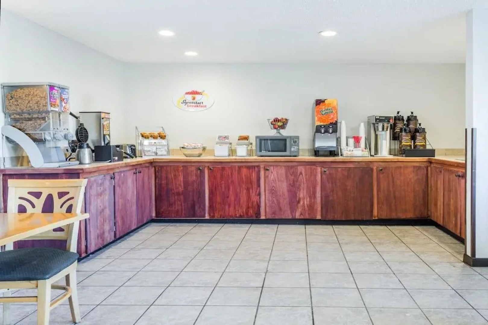 Super 8 Motel - Joppa