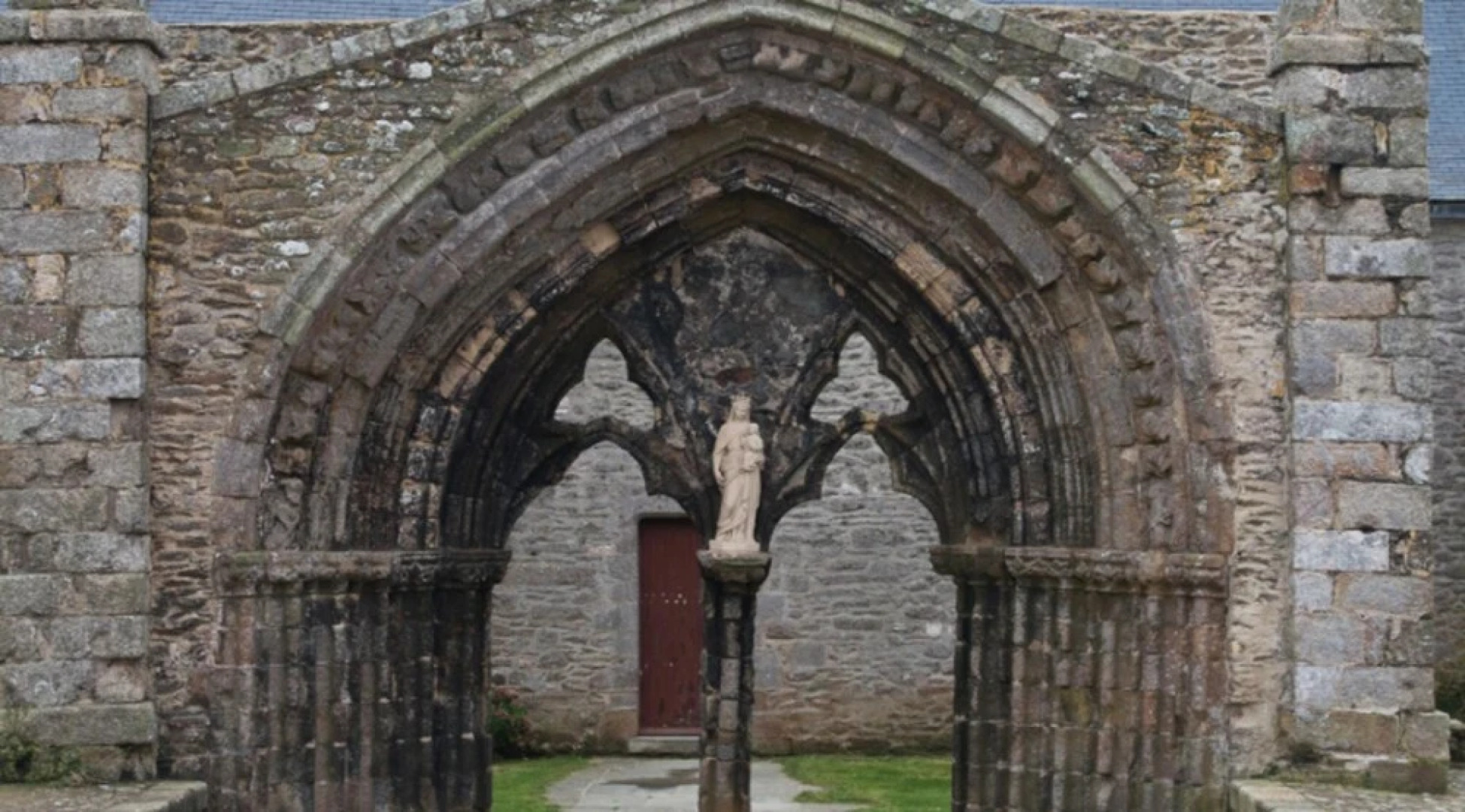 House With 2 Bedrooms in Plougonvelin, With Wonderful sea View, Enclos