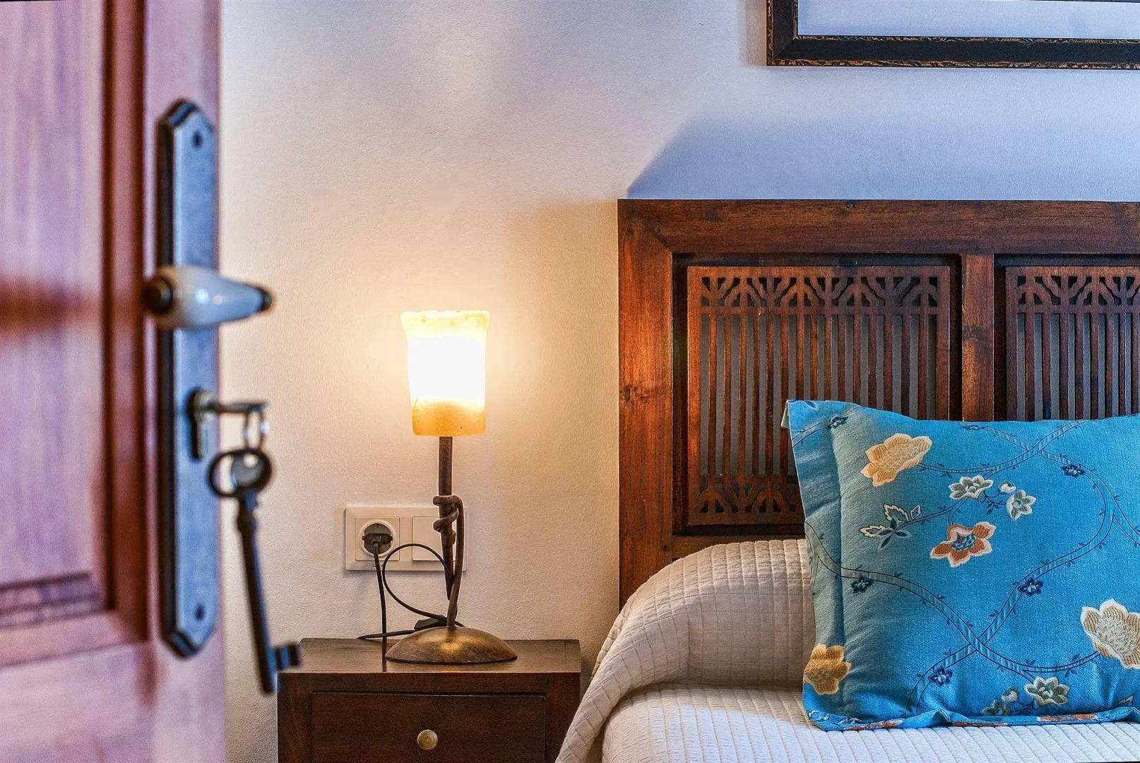 Cases Noves - Adults Only