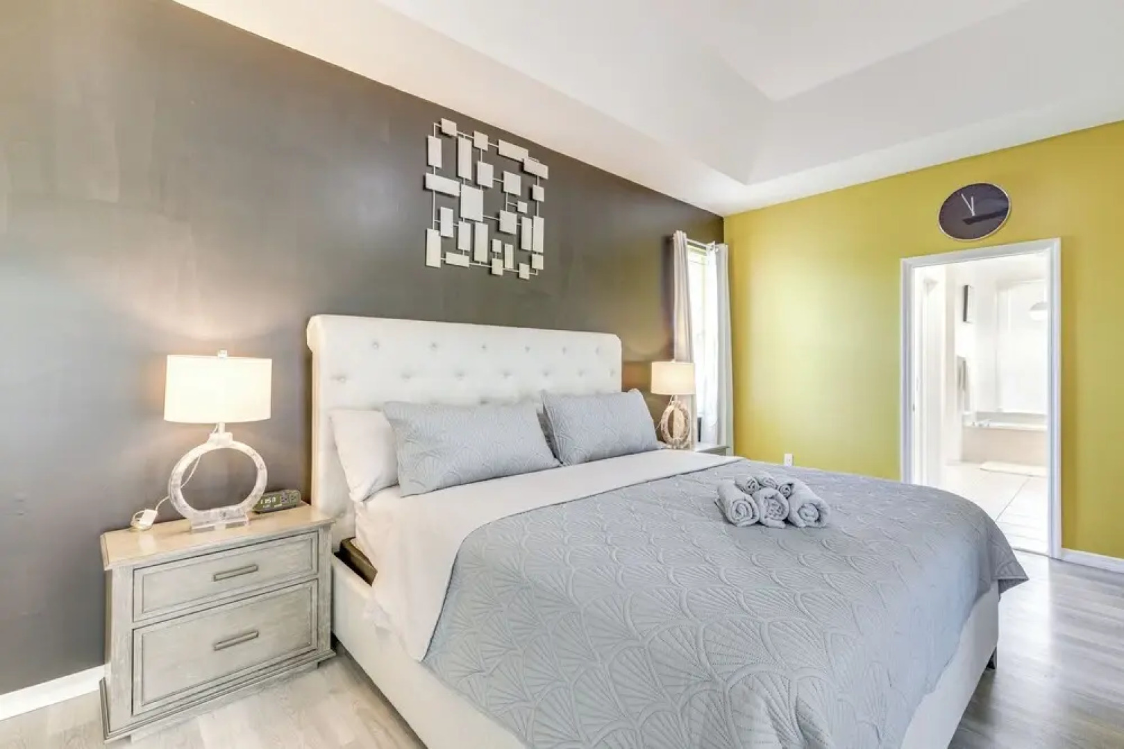 Heated Pool & Grill: Modern Port St Lucie Home