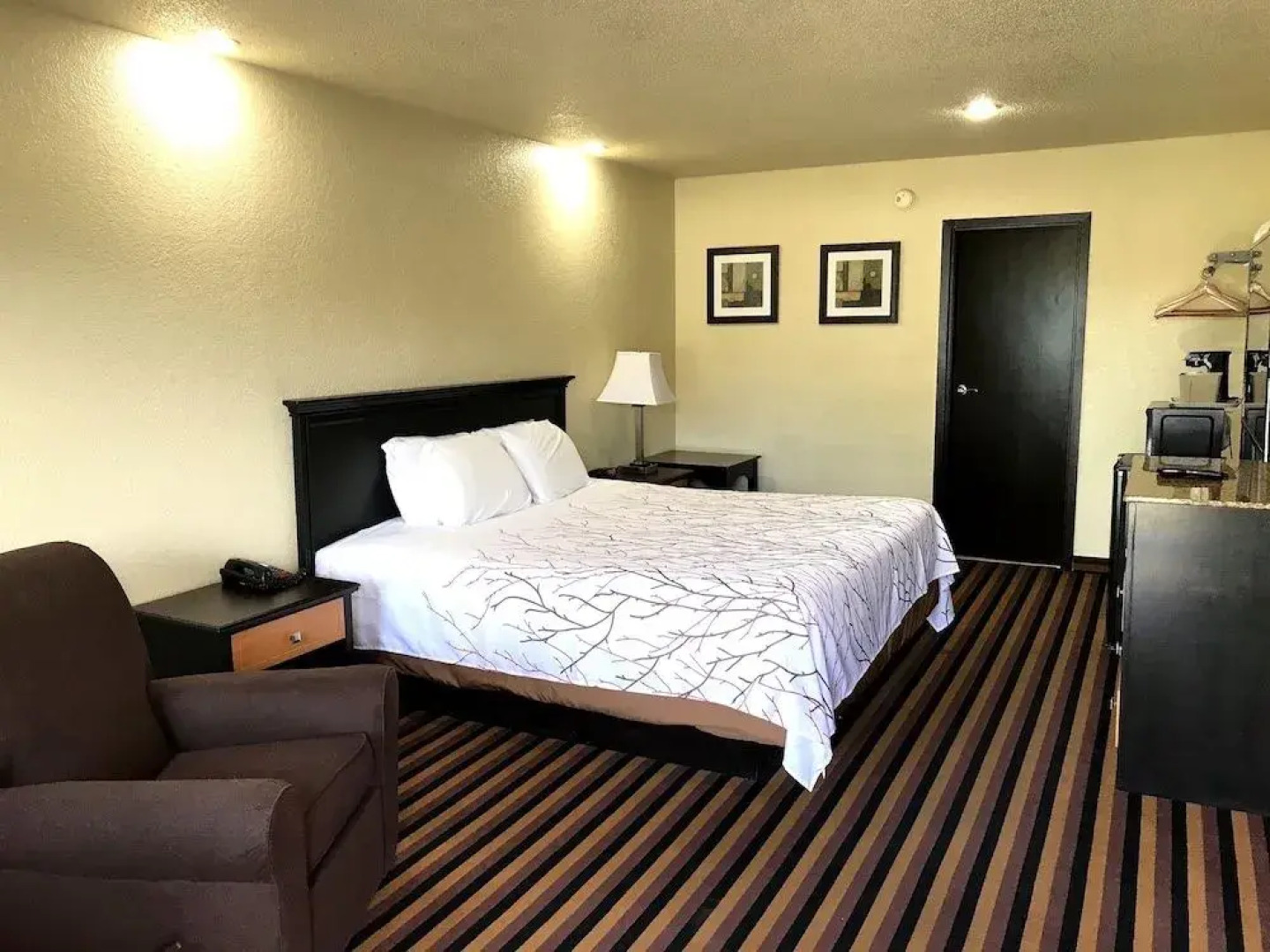 Travelers Inn Elizabeth City
