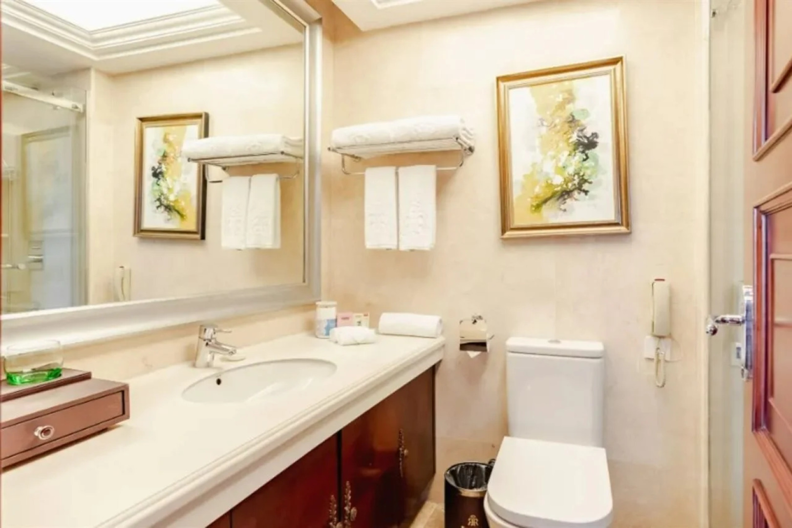 Royal Duke Cherrabah Hotel Zhongshan