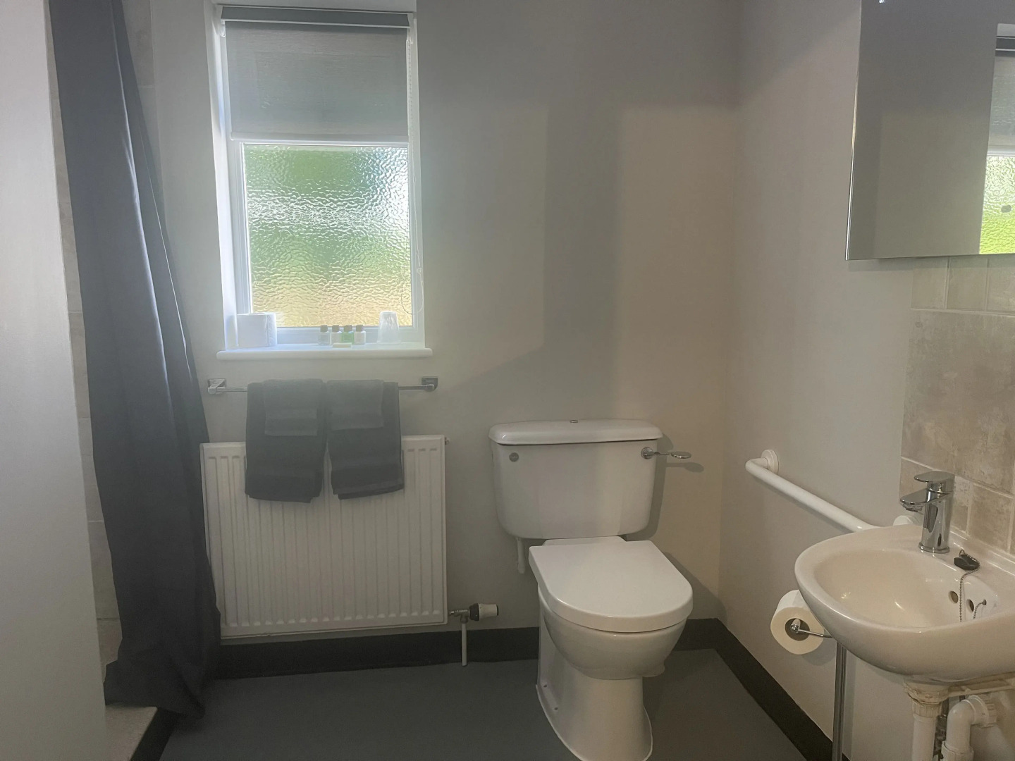 Village Limits Bed & Breakfast Accommodation